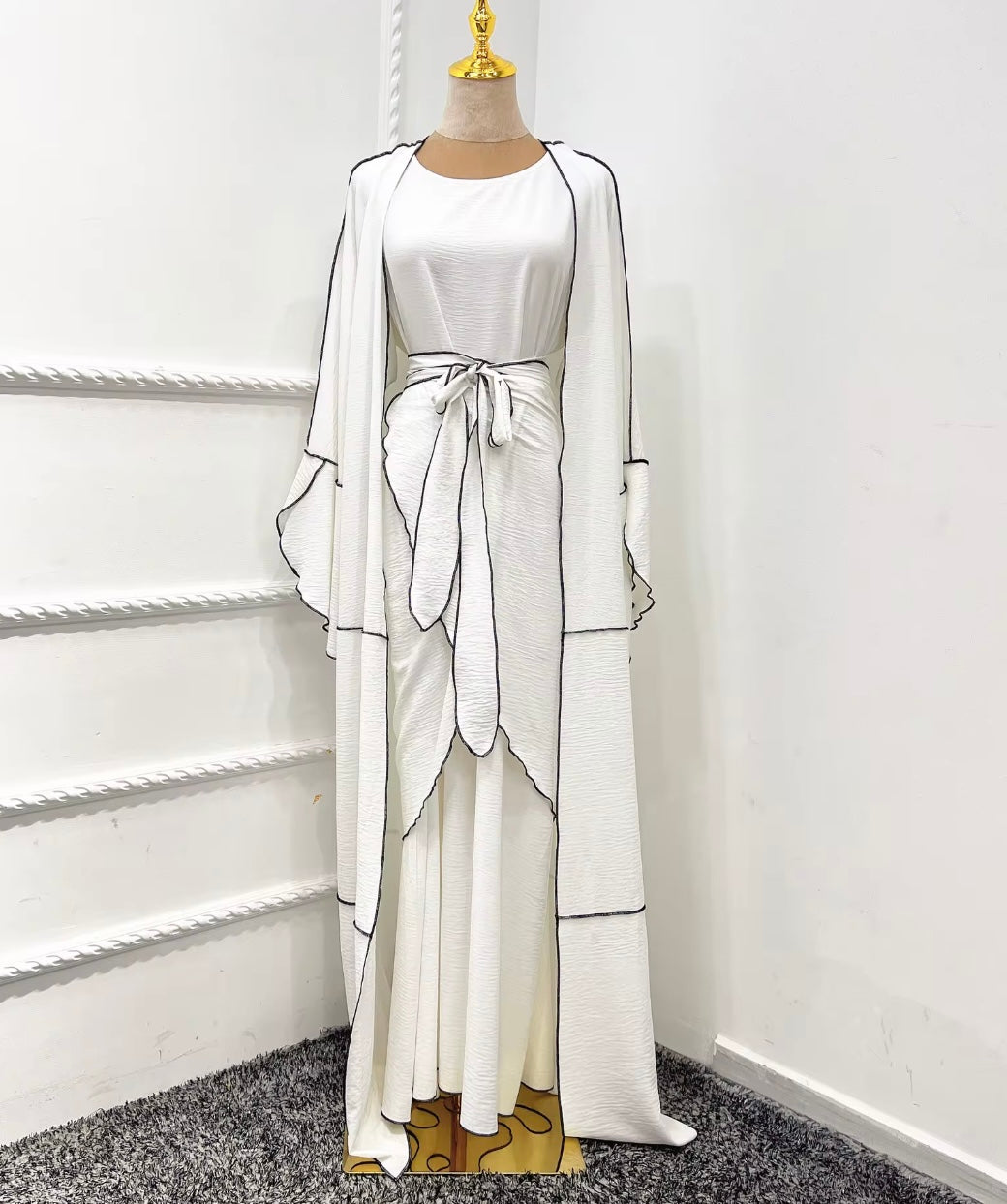 LAYLA ABAYA